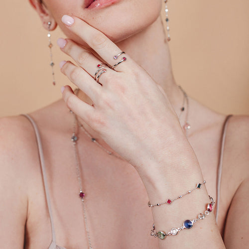 מוצרים מקולקציית סיריס