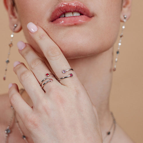 טבעת מפותלת וקריסטלים של סברובסקי