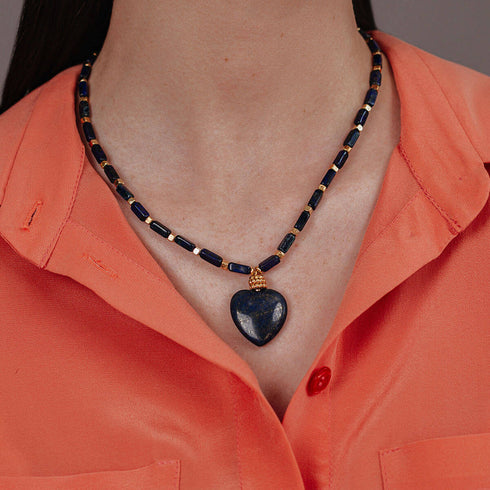 שרשרת עם תליון אבן לפיס