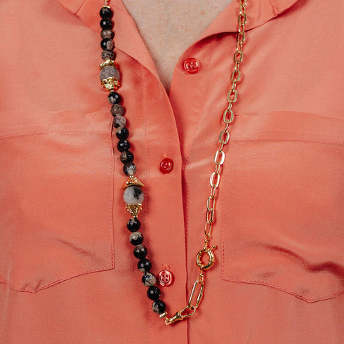 שרשרת חרוזי ג'ייד שחור ורוד